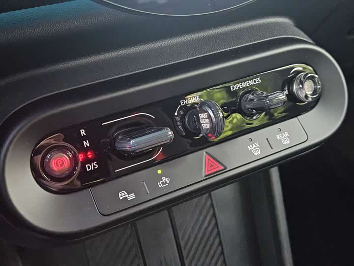 MINI Hatch — фото 11