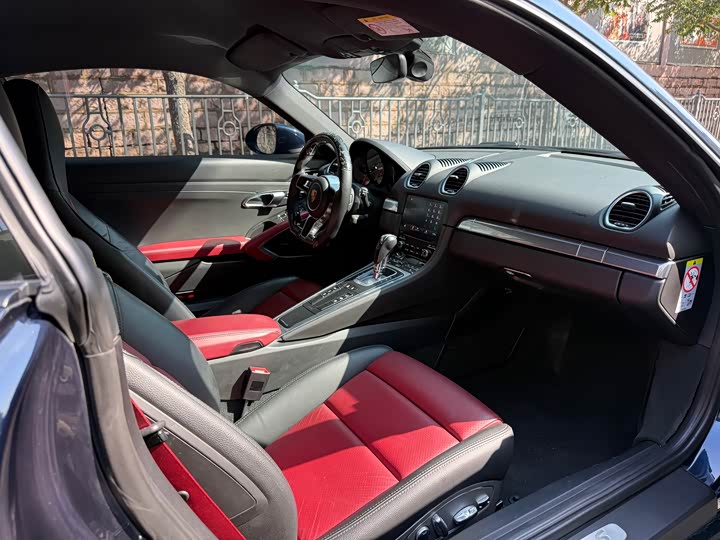 Porsche 718 2018 Cayman S 2.5 T — фото 8