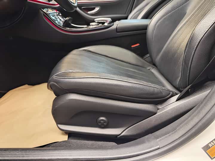 Mercedes-Benz E-Class 2016 E 300 L — фото 10