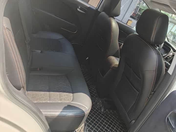 Trumpchi GS3 2017 150 N MT — фото 9