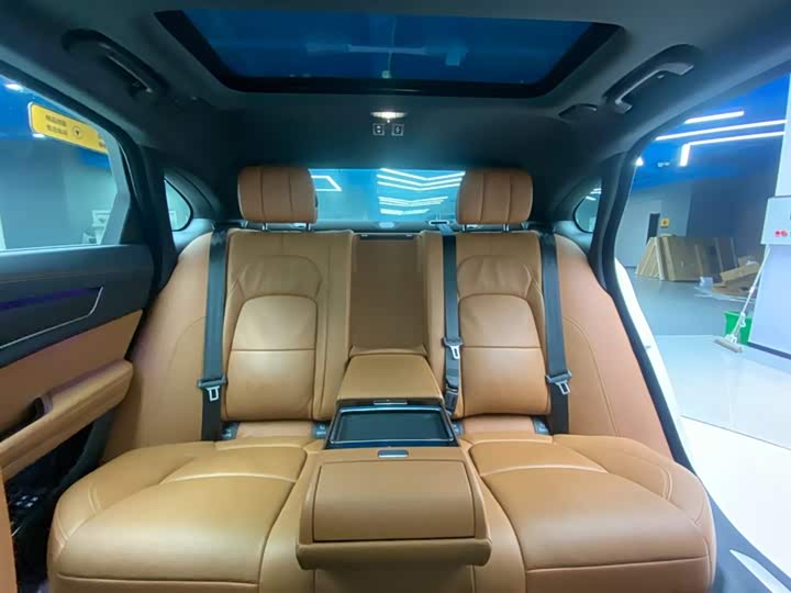 Jaguar XFL 2024 2.0 T P 300 4 WD — фото 22