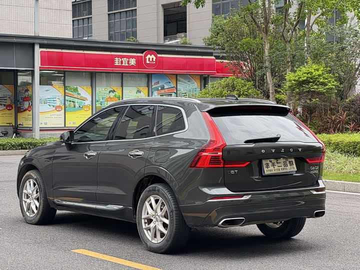 Volvo XC60 2021 T 5 4 WD — фото 9