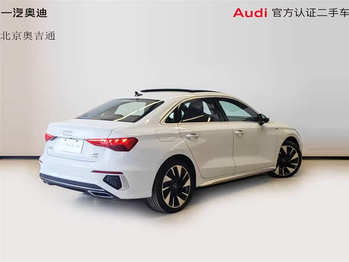 Audi A3 2024 A 3 L Limousine 35 TFSI Sport — фото 4