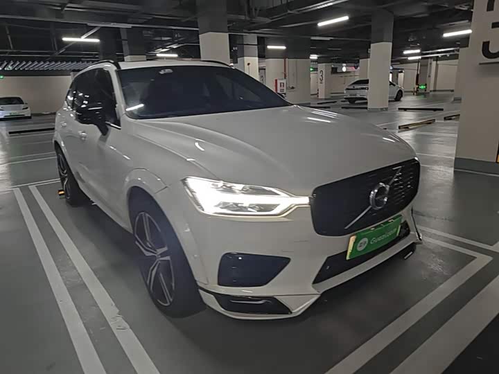 Volvo XC60 Hybrid 2021 T 8 E Hybrid — фото 4