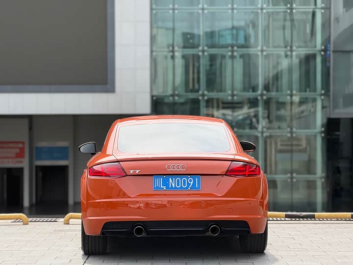 Audi TT 2017 TT Coupe 40 TFSI — фото 6