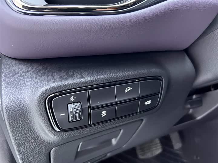 Trumpchi M6 2025 MAX 270 T WDCT — фото 16