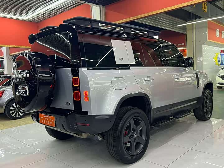 Land Rover Defender — фото 9
