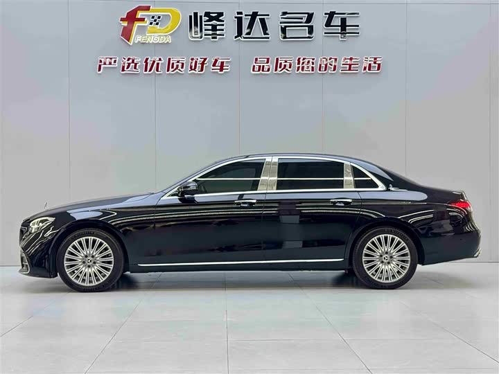 Mercedes-Benz E-Class 2023 E 300 L Luxury — фото 3