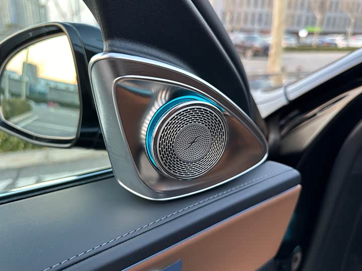 Mercedes-Benz E-Class 2025 E 300 L Luxury — фото 15