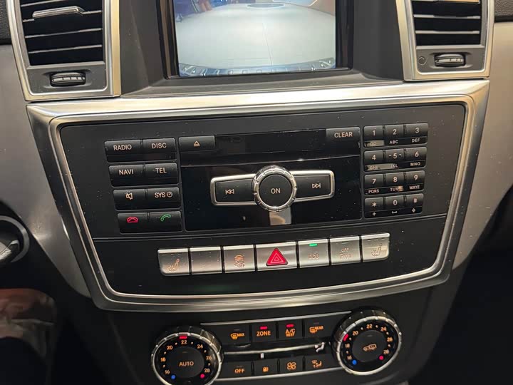 Mercedes-Benz M-Class 2014 ML 320 4 MATIC — фото 8