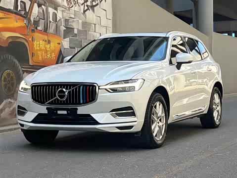 Volvo XC60 2018 T 5 4 WD — фото 15