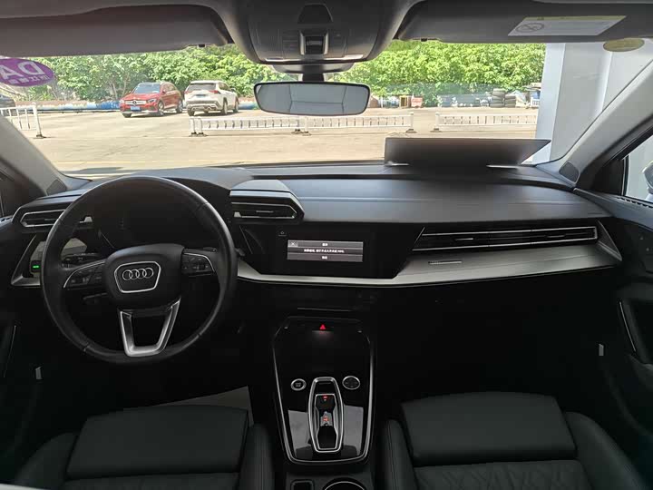 Audi A3 2025 Sportback 35 TFSI — фото 7