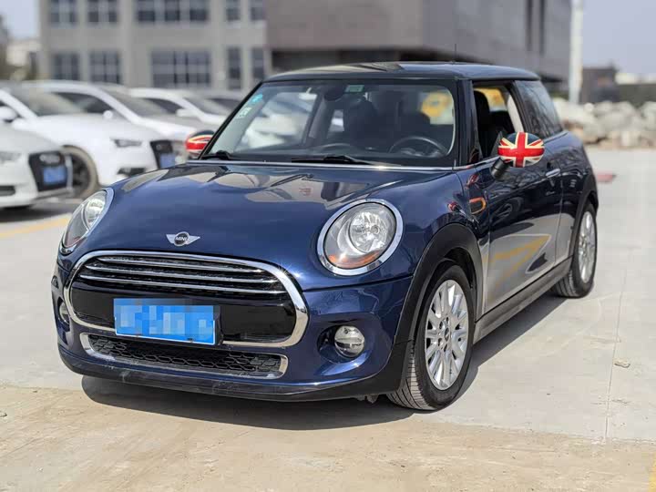 MINI Hatch — фото 1