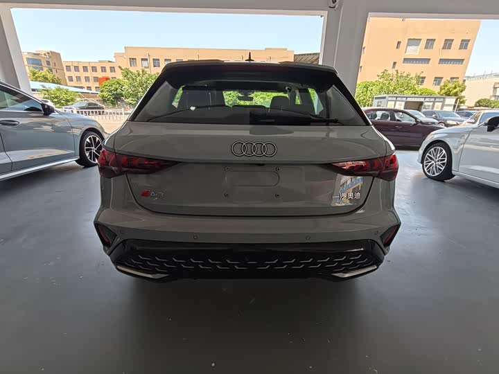 Audi A3 2025 Sportback 35 TFSI — фото 9