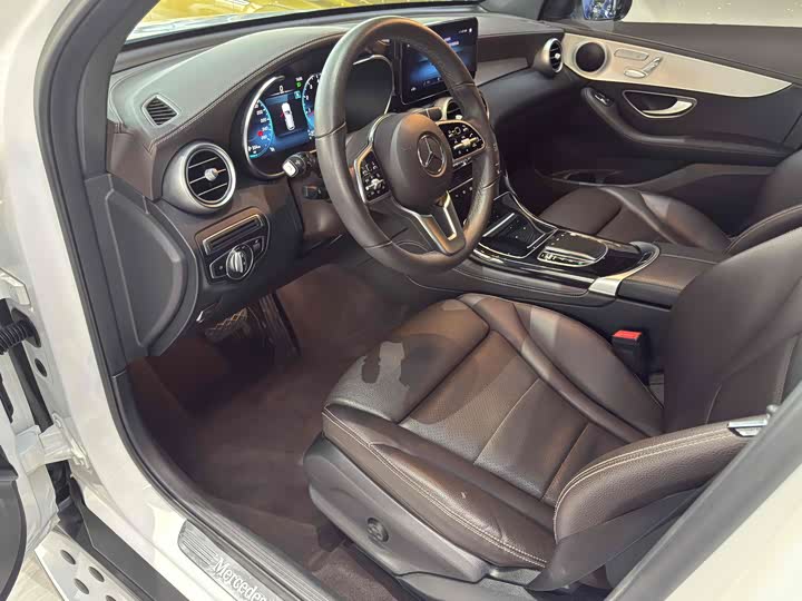 Mercedes-Benz GLC 2022 GLC 260 L 4 MATIC — фото 9