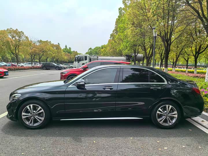 Mercedes-Benz C-Class 2020 C 200 L — фото 14