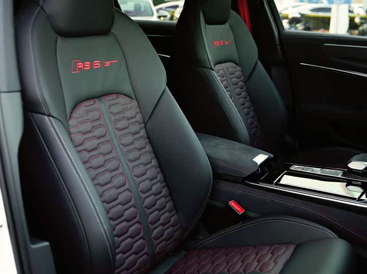 Audi RS 6 2025 RS 6 Avant GT — фото 17