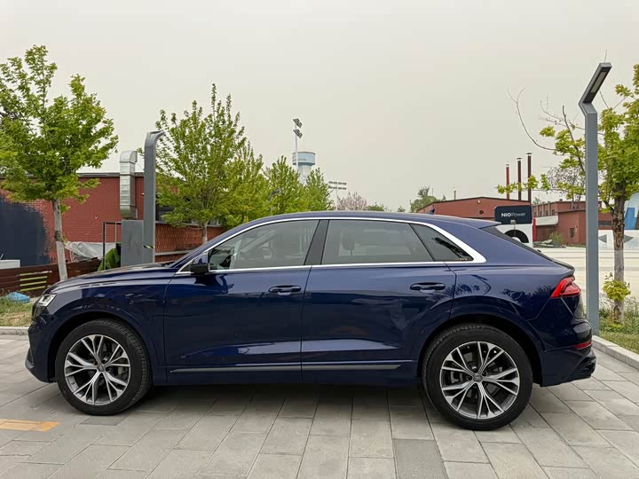 Audi Q8 2019 55 TFSI — фото 8