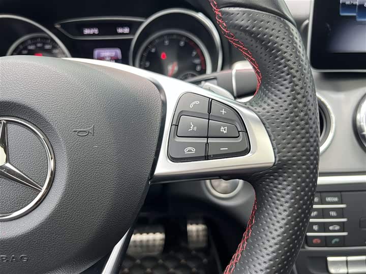 Mercedes-Benz CLA — фото 36