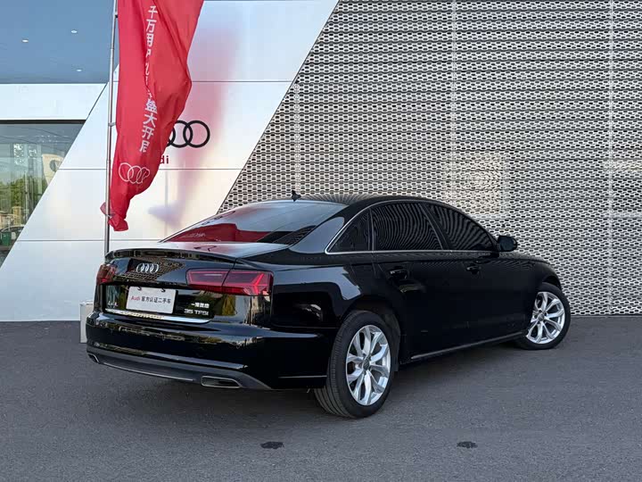 Audi A6L 2018 30 35 TFSI — фото 4