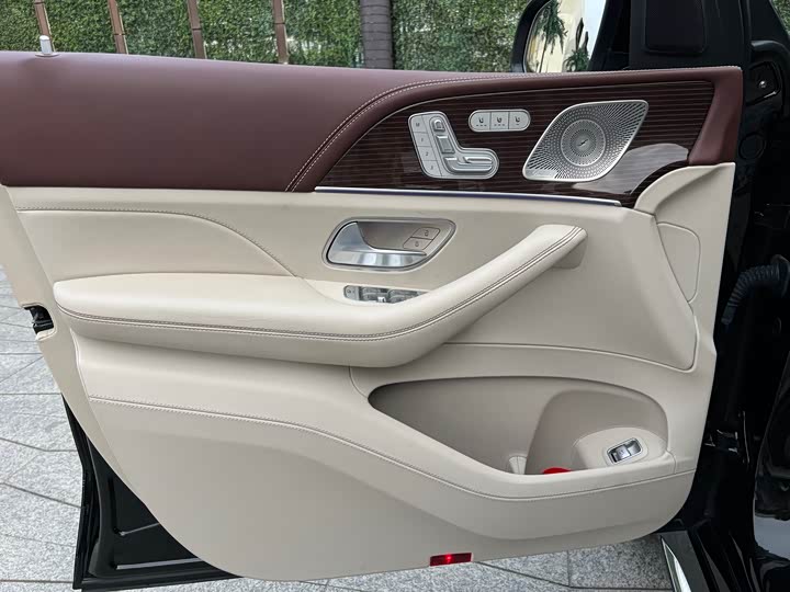 Maybach GLS 2021 GLS 480 4 MATIC — фото 23