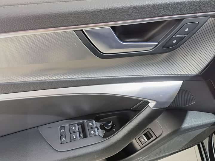 Audi A6L 2021 45 TFSI — фото 5