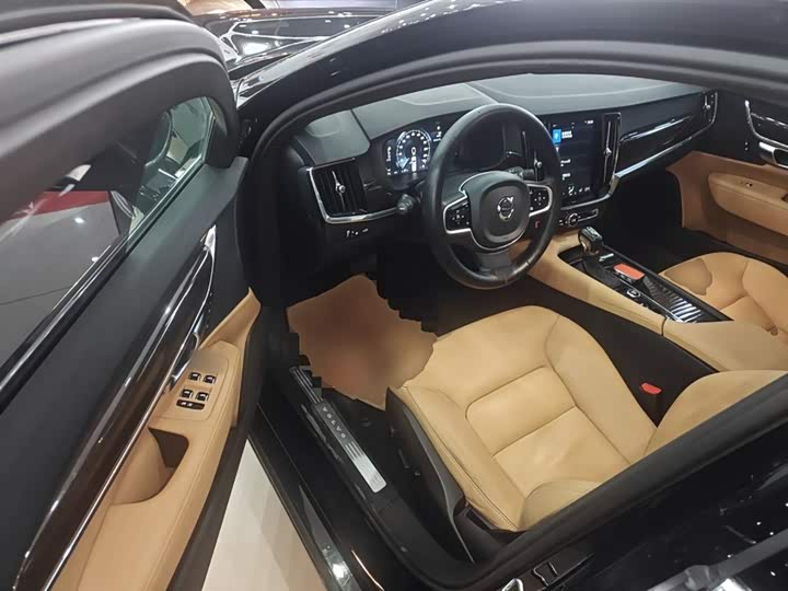 Volvo S90 2018 T 4 — фото 13