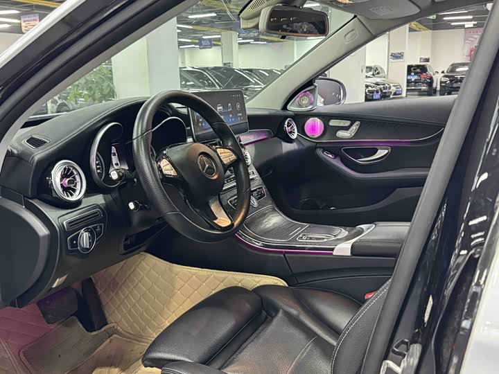 Mercedes-Benz C-Class 2018 C 200 L — фото 6