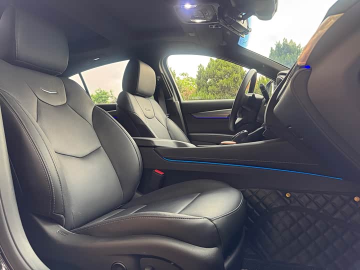 Cadillac CT5 2023 28 T Premium — фото 11
