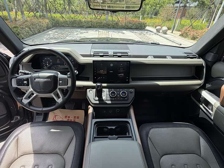 Land Rover Defender — фото 8