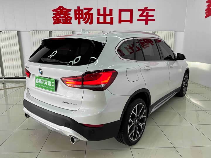 BMW X1 2022 x Drive 25 Li — фото 4