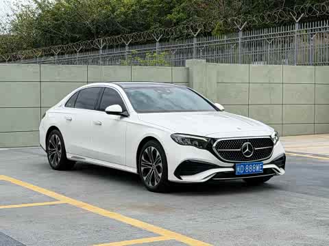 Mercedes-Benz E-Class 2024 E 300 L Sport — фото 10