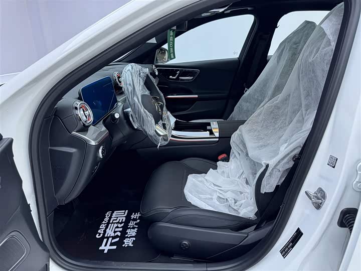 Mercedes-Benz C-Class 2025 C 260 L — фото 18