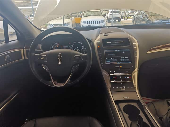 Lincoln MKZ 2014 2.0 T — фото 11