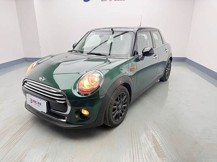 MINI Hatch — фото 1