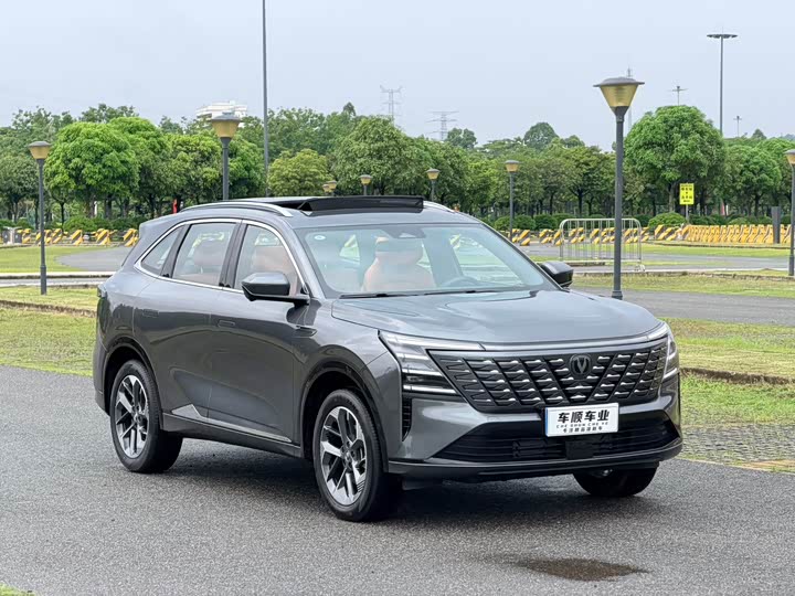 Changan CS75 PLUS 2025 1.5 T — фото 3