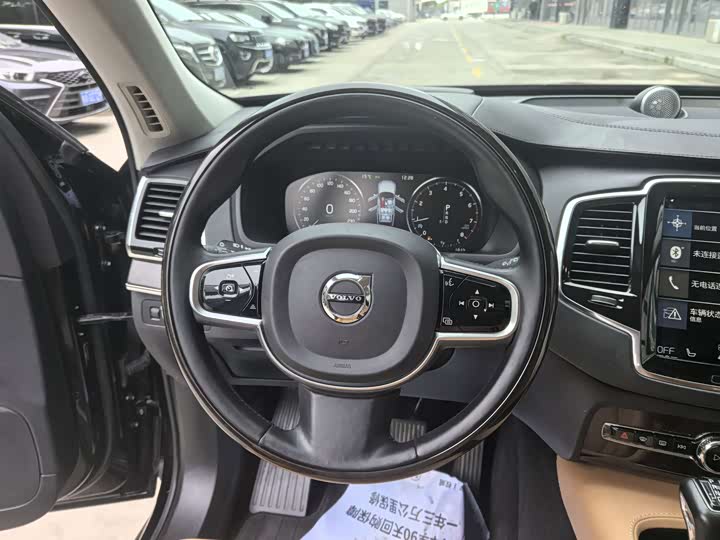 Volvo XC90 2015 T 6 7 — фото 27