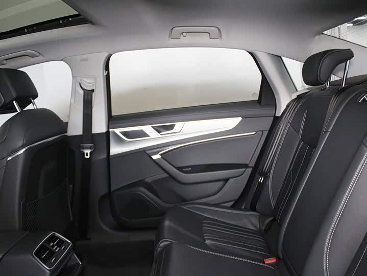 Audi A6L 2023 40 TFSI — фото 8