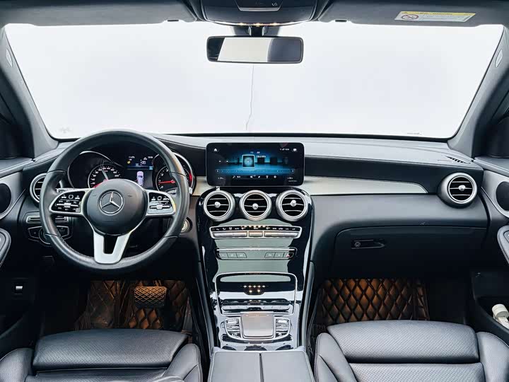Mercedes-Benz GLC 2020 GLC 260 L 4 MATIC — фото 14