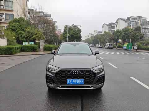 Audi Q5L 2022 40 T — фото 10