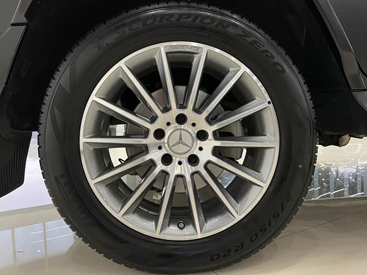 Mercedes-Benz G-Class 2023 G 500 — фото 4