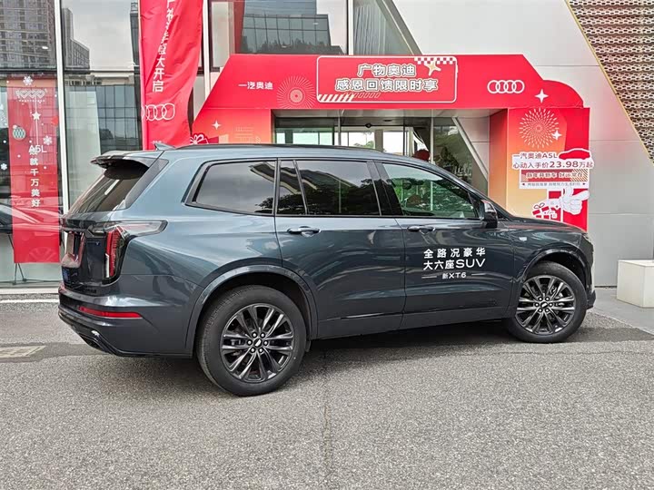 Cadillac XT6 2025 2.0 T 4 WD — фото 4