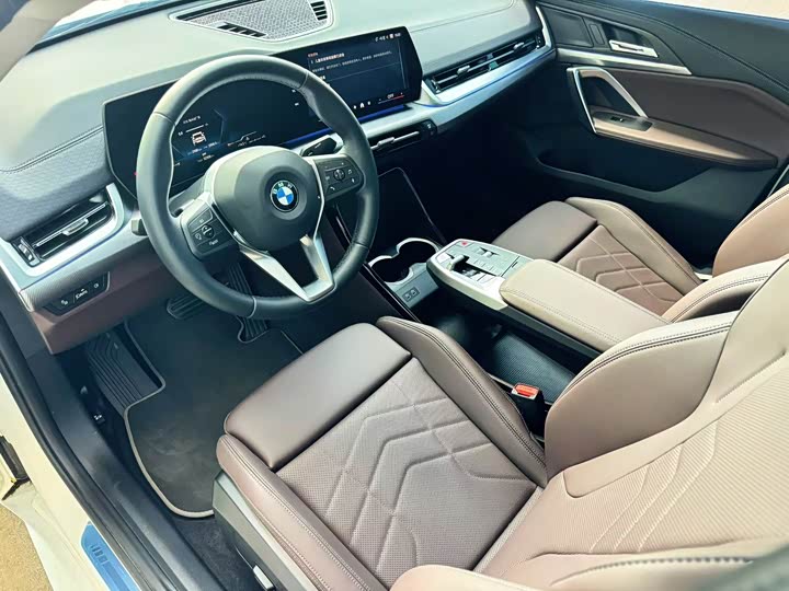 BMW X2 2025 s Drive 25i M — фото 6