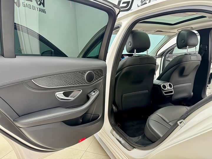 Mercedes-Benz C-Class 2019 C 260 L — фото 10