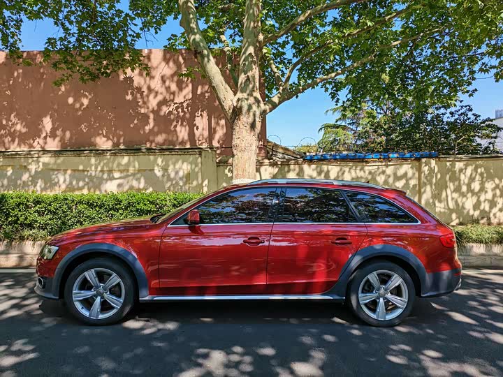 Audi A4 2014 40 TFSI allroad quattro plus — фото 4