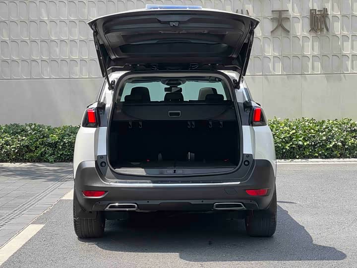 Peugeot 5008 2021 360 THP 5 — фото 7