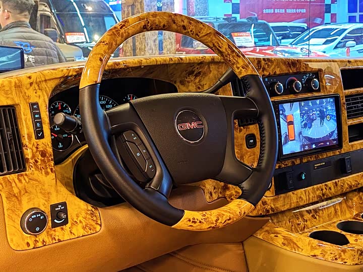 GMC SAVANA 2016 5.3 L G 550 S 4 WD — фото 10