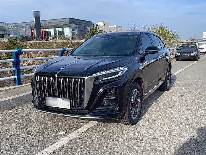 Hongqi HS3 2023 1.5 T 2 WD — фото 1