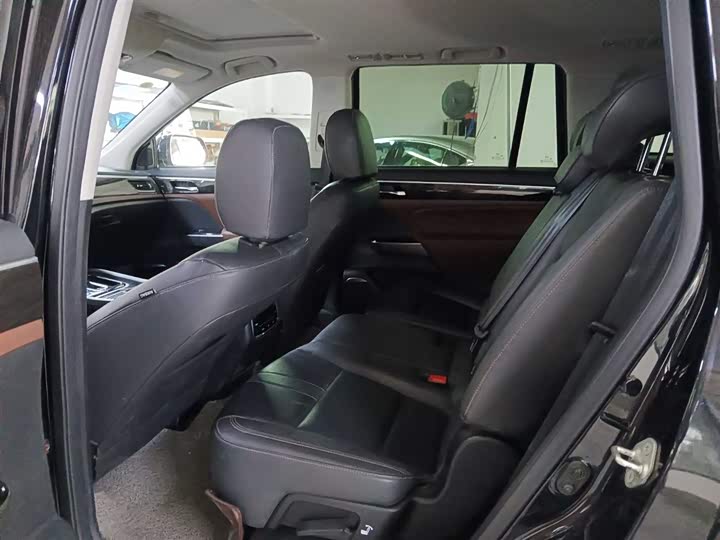 Trumpchi GS8 2017 320 T 2 WD ( ) — фото 6