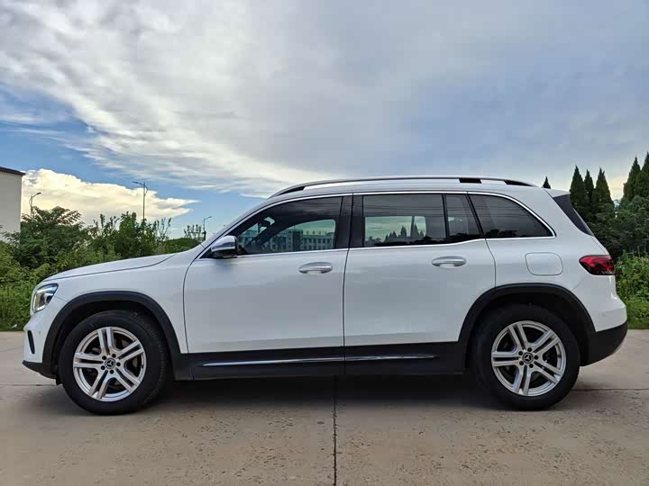 Mercedes-Benz GLB 2020 GLB 200 — фото 3